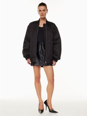Aritzia Babaton Oversized Black Bomber Jacket size L.made in Italy,vegan down.